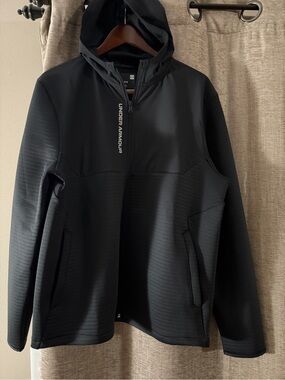 Under Armour Men's Black Hooded Performance Jacket